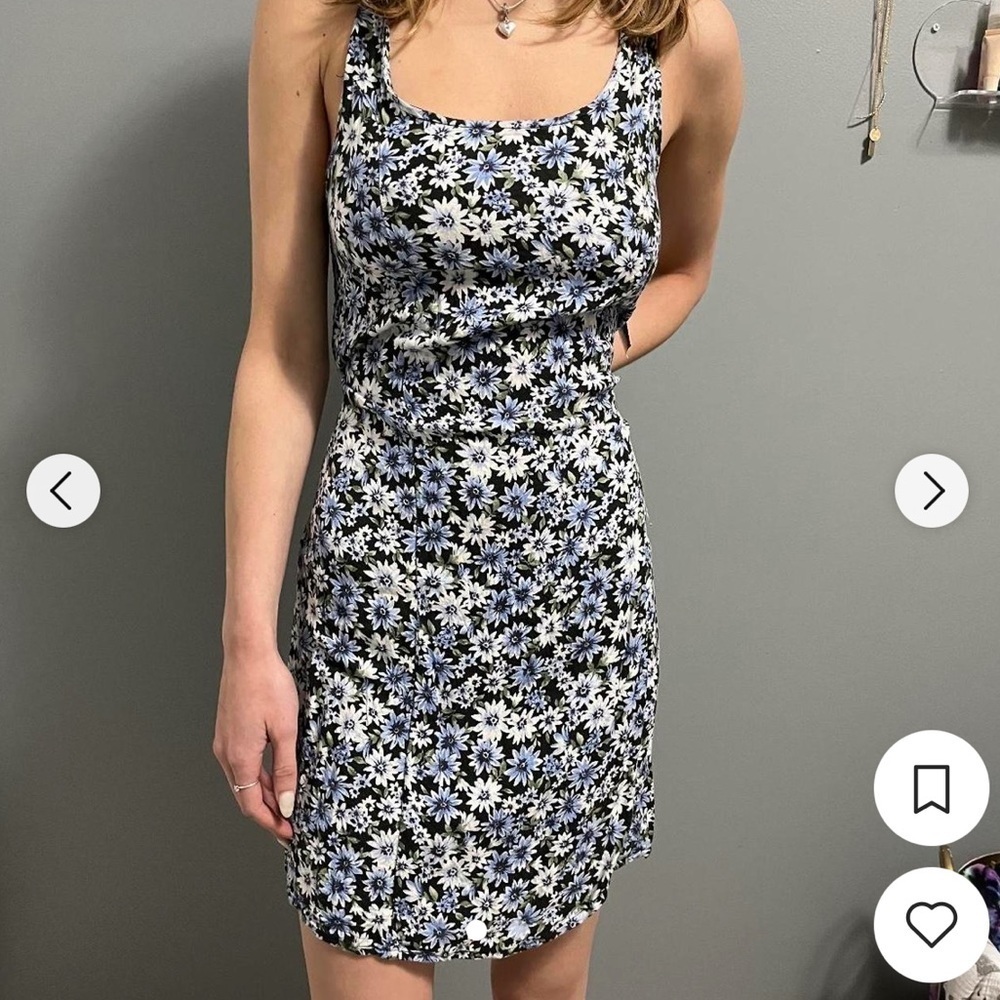 American Eagle Outfitters floral back cutout dress xs